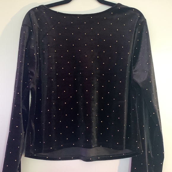 Crushed velvet black long sleeved crop top - Picture 4 of 4